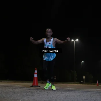Runner Photo 5826637