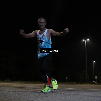 Runner Photo 5826643