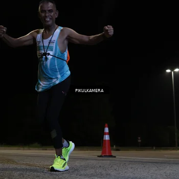 Runner Photo 5826653