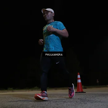 Runner Photo 5826830