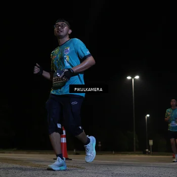 Runner Photo 5827118