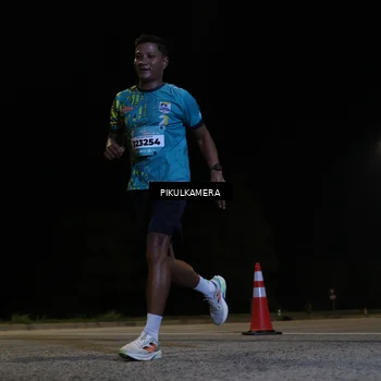Runner Photo 5827944