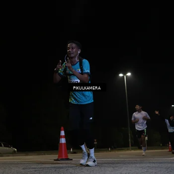 Runner Photo 5828972