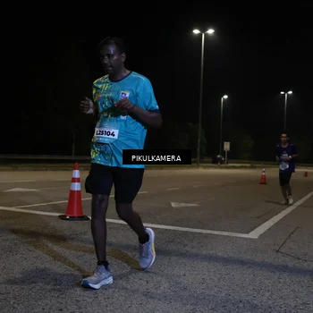 Runner Photo 5829513