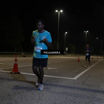 Runner Photo 5829516