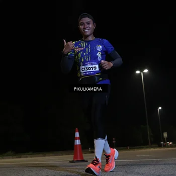 Runner Photo 5829645