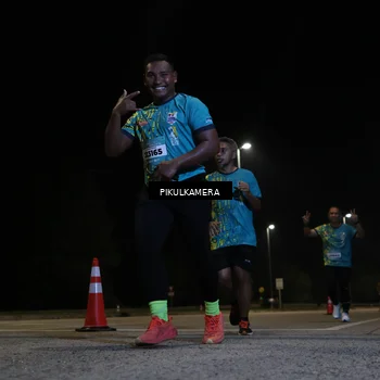 Runner Photo 5829745