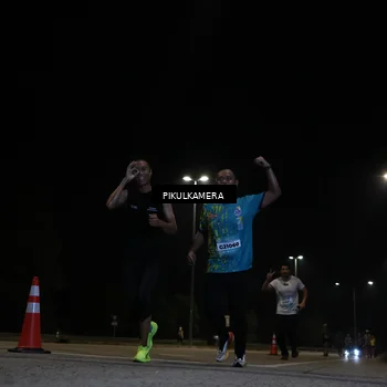 Runner Photo 5829984