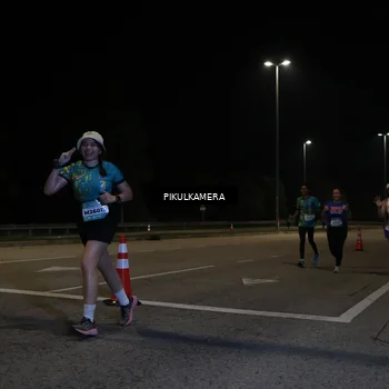 Runner Photo 5830124