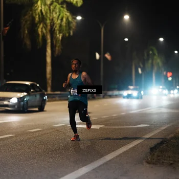 Runner Photo 5830798
