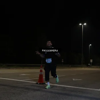 Runner Photo 5830862