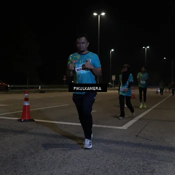 Runner Photo 5832236