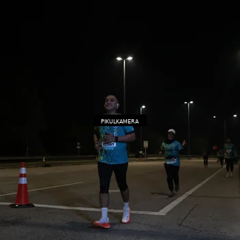 Runner Photo 5832403