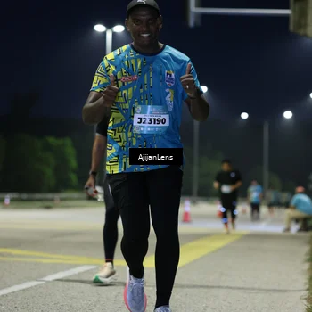Runner Photo 5832656