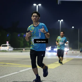 Runner Photo 5833088