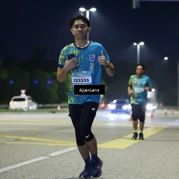 Runner Photo 5833131