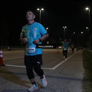Runner Photo 5833198