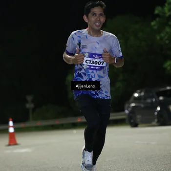 Runner Photo 5833505
