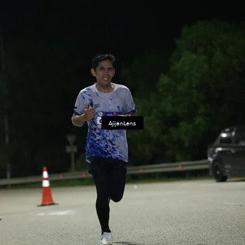 Runner Photo 5833514