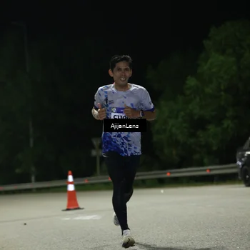 Runner Photo 5833515
