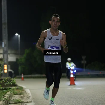 Runner Photo 5833545