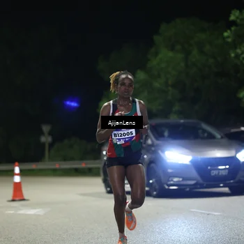 Runner Photo 5833563