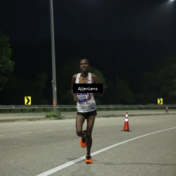 Runner Photo 5833609