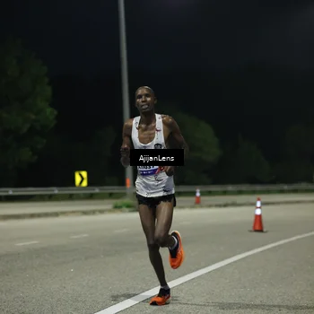 Runner Photo 5833619