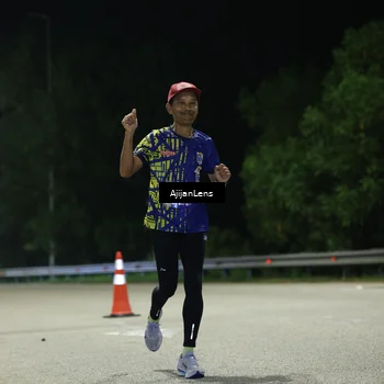 Runner Photo 5833722