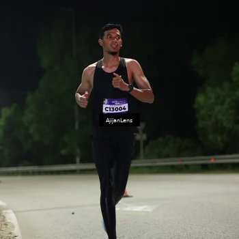 Runner Photo 5833750