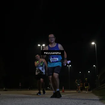 Runner Photo 5833795