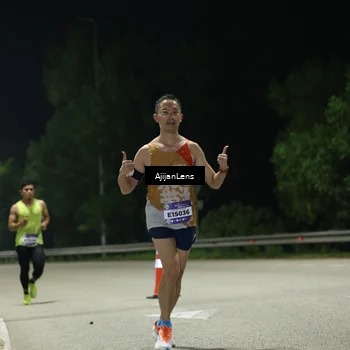 Runner Photo 5833800