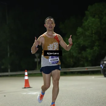 Runner Photo 5833810