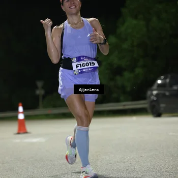 Runner Photo 5833875