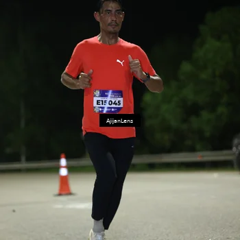 Runner Photo 5833943