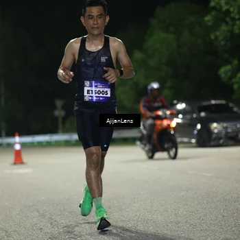 Runner Photo 5833990