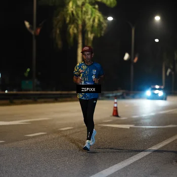Runner Photo 5834071