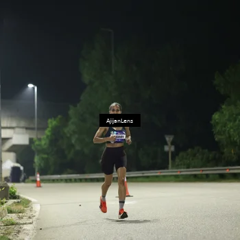 Runner Photo 5834196