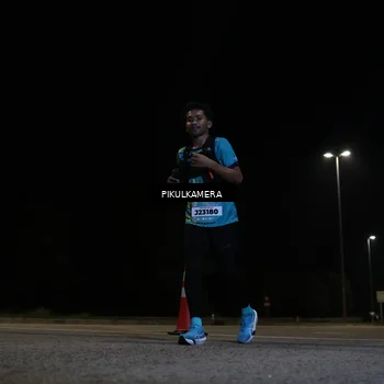 Runner Photo 5834221