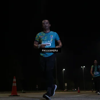 Runner Photo 5834545