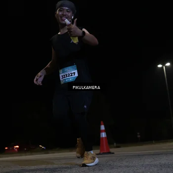 Runner Photo 5835023