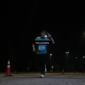 Runner Photo 5835065
