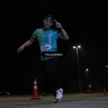 Runner Photo 5835073