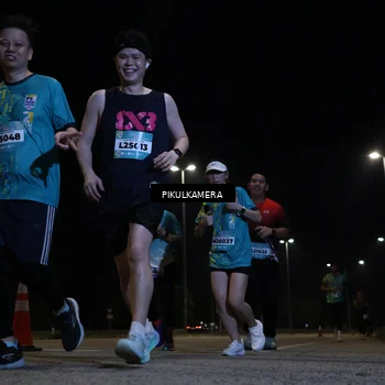 Runner Photo 5835856