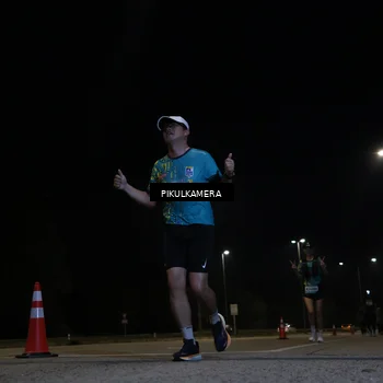 Runner Photo 5836002