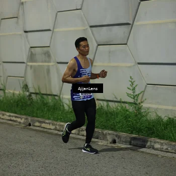 Runner Photo 5836879