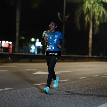 Runner Photo 5837016