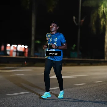 Runner Photo 5837028