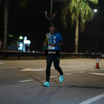 Runner Photo 5837030
