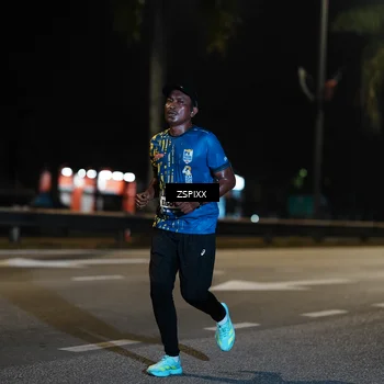 Runner Photo 5837040